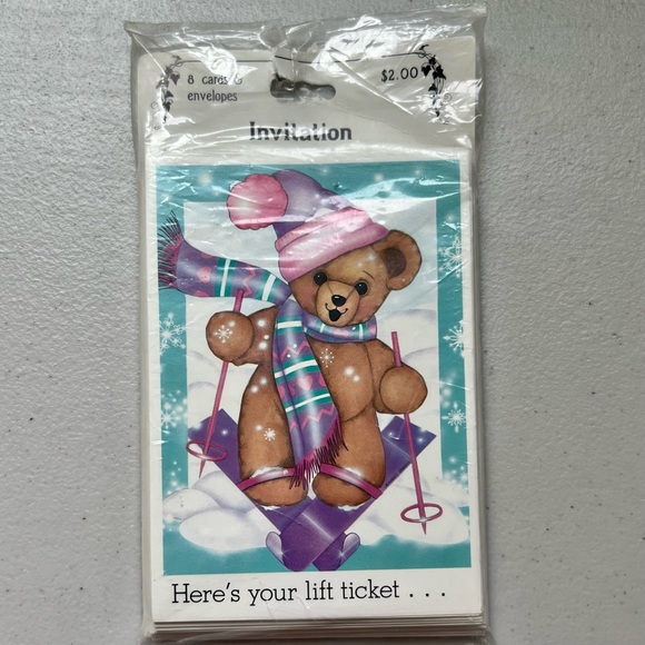 Vintage Teddy Bear Skiing Party Invites Pack of 8 invitation cards - Picture 1 of 2